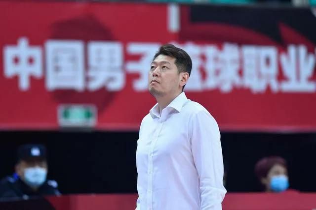 观影过程中鸦雀无声，大家都被这个故事深深吸引，看到感人的片段时观众席时不时地有啜泣声，有人在偷偷擦眼泪，映后全场观众自发响起热烈掌声